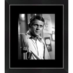 Affiche encadrée Bullitt - Steve Mc Queen - 24x30 cm (Cadre Tucson)