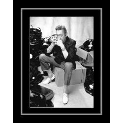 Affiche encadrée Noir et Blanc: Serge Gainsbourg - Studio - 50x70 cm (Cadre Tucson)